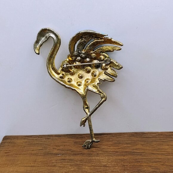 Vintage Flamingo Brooch With Blue Rhinestones & Enamel Gold-Tone Metal - Picture 5 of 5